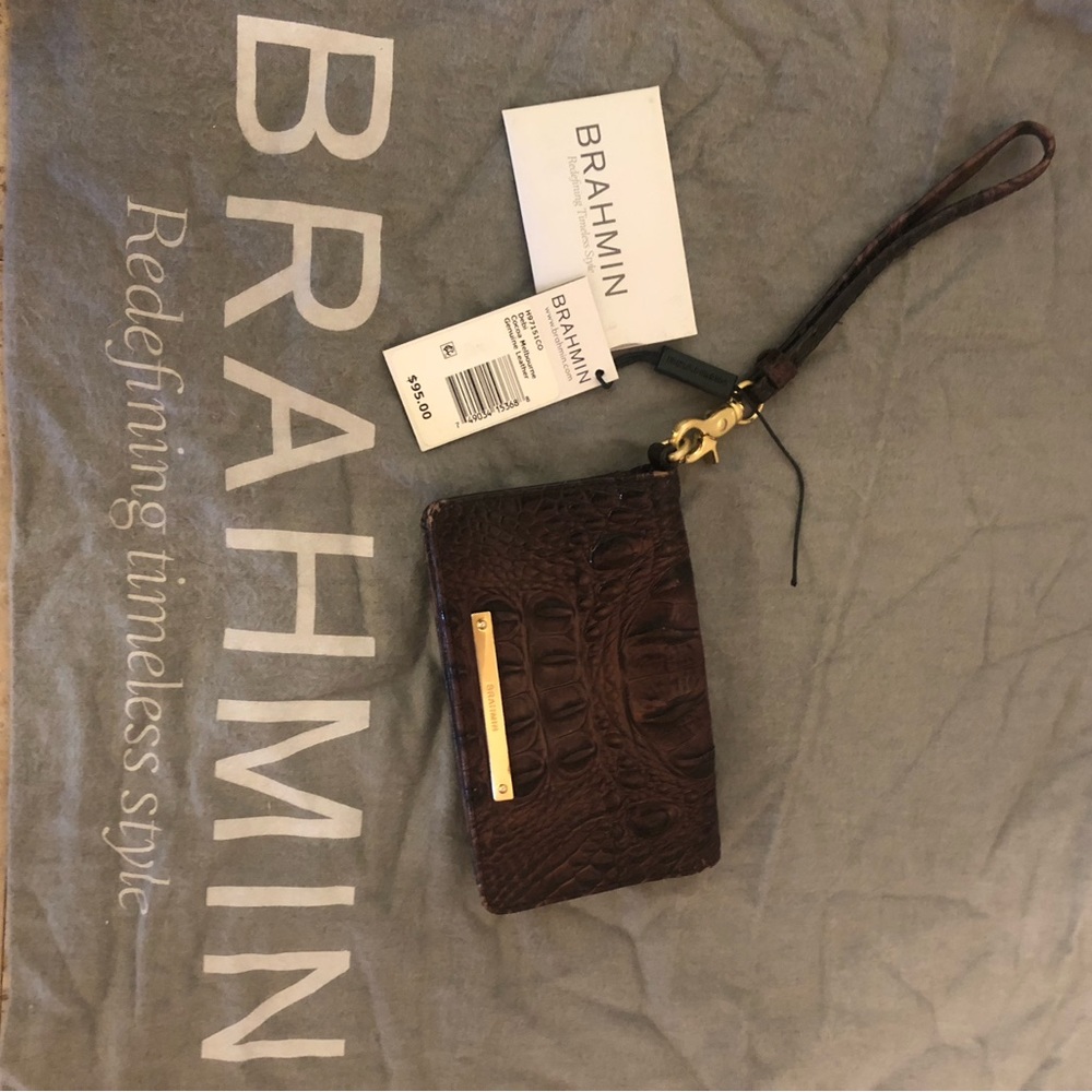 Beautiful Brahmin wallet with zipper pockets & ID slip & wristlet attachment